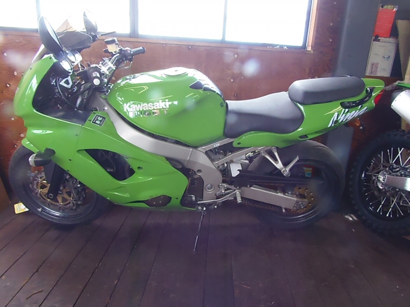 しの zx-9r☆カワサキ