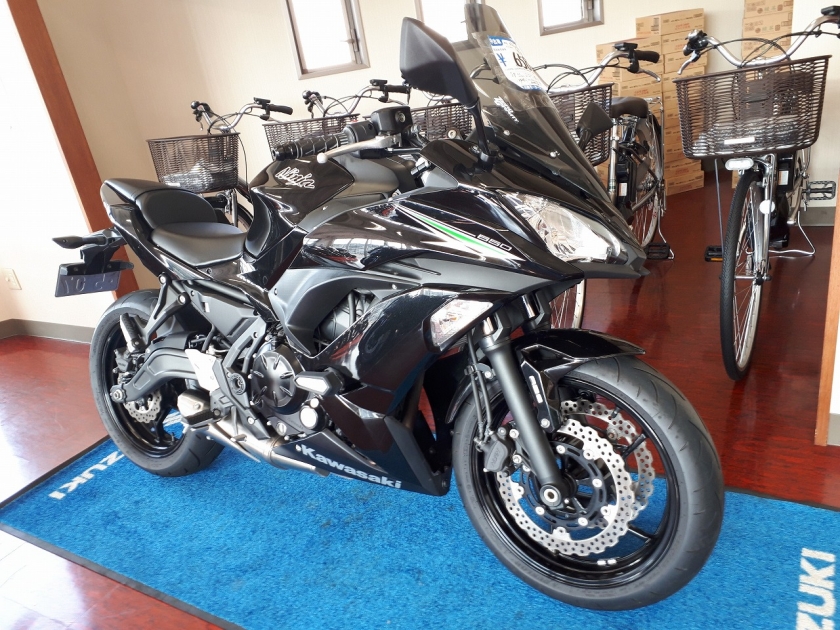 Ninja 650 逆車 カワサキ カワサキ ｎｉｎｊａ ６５０ ｅｔｃ スライダー スクリーン Zuttoride Market ずっとライドマーケット