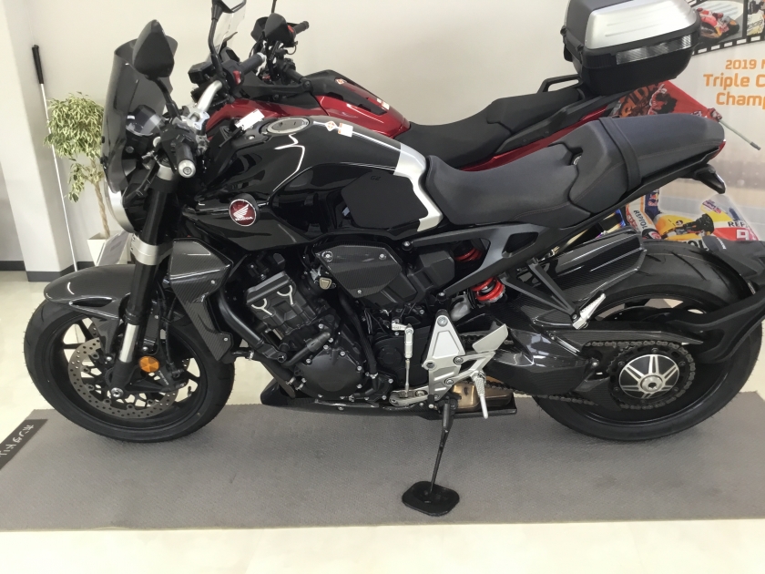 Cb1000r Sc80 ホンダ Honda Cb1000r Zuttoride Market ずっとライドマーケット