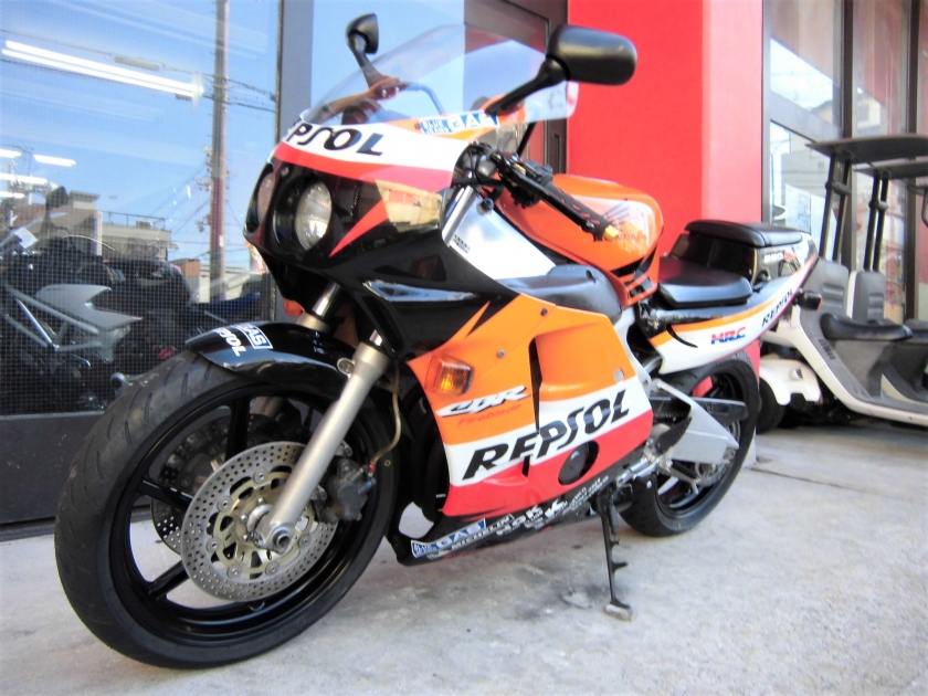 Cbr250rr Mc22 ホンダ ホンダ ｃｂｒ２５０ｒｒ 新品カウルレプソル 新品タイヤ前後 ｉ１６ Zuttoride Market ずっとライドマーケット