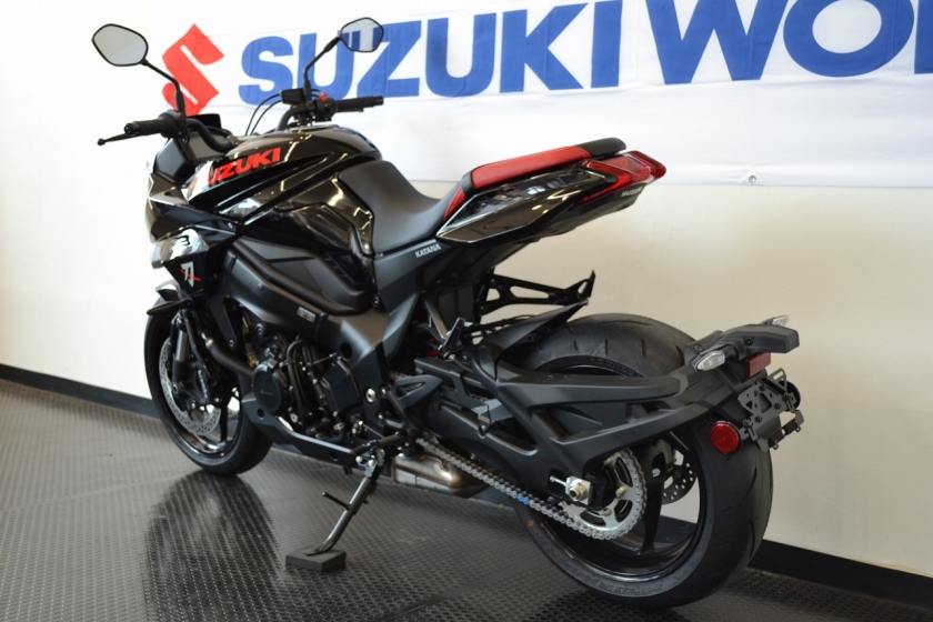 Katana スズキ Suzuki スズキワールド認定中古車 カラードシート仕様 Zuttoride Market ずっとライドマーケット