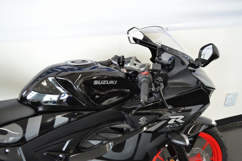 Gsx S125 スズキ Suzuki Gsx R125abs スズキワールド認定中古車 21年モデル Zuttoride Market ずっとライドマーケット