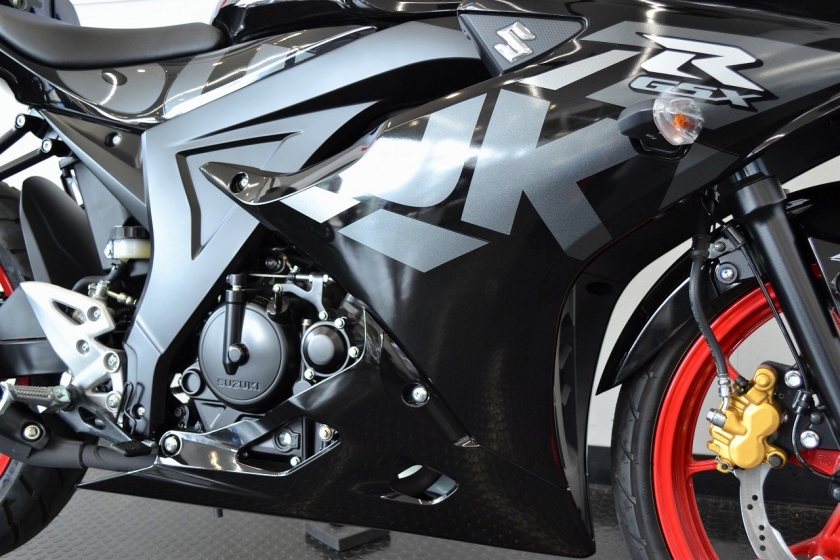 Gsx S125 スズキ Suzuki Gsx R125abs スズキワールド認定中古車 21年モデル Zuttoride Market ずっとライドマーケット